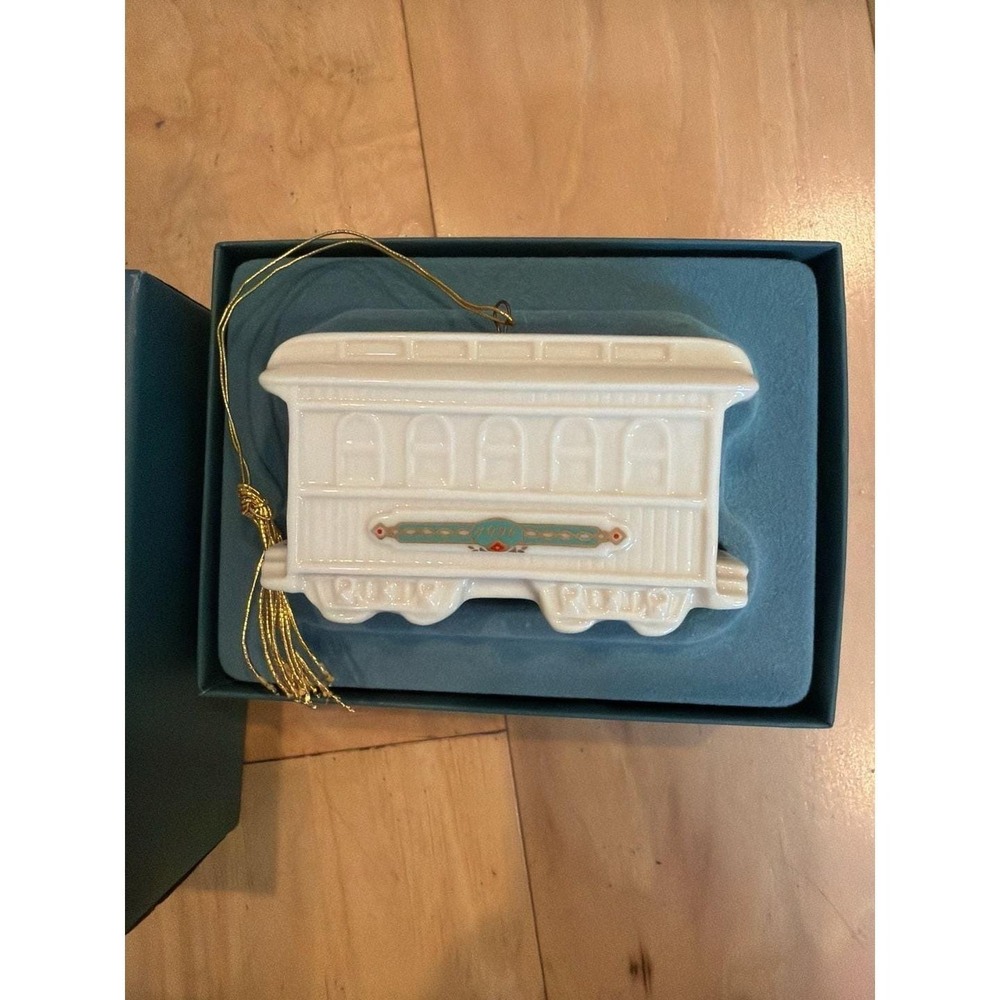 Vintage 1990 Lenox Yuletide Express Passenger‎ Car Ornament in Original Box